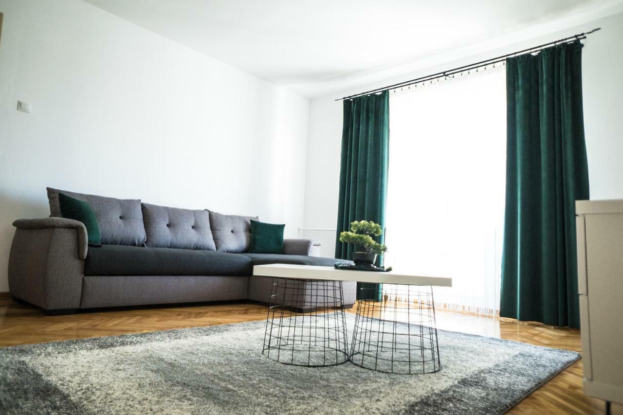Tania Apartament Oradea Exterior foto